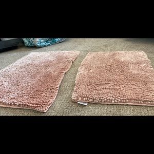 Bathroom rugs